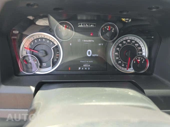 2017 Ram 1500 SLT Crew Cab Short Bed - miniatura 6