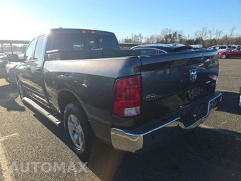 2017 Ram 1500 SLT Extended Cab Medium Bed – miniatura 6