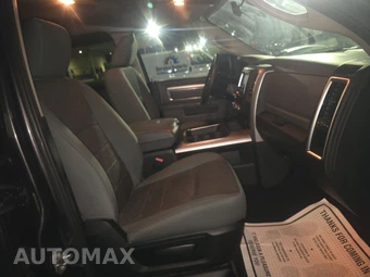 2017 Ram 1500 SLT Extended Cab Medium Bed - miniatura 8