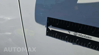 2017 Ram 1500 SLT Extended Cab Medium Bed – miniatura 26