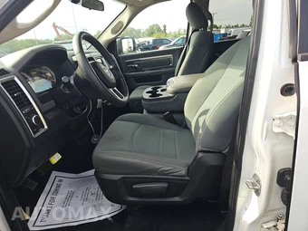 2017 Ram 1500 SLT Extended Cab Medium Bed – miniatura 7
