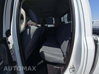 2017 Ram 1500 SLT Extended Cab Medium Bed - miniatura 13