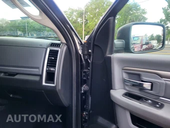 2017 Ram 1500 SLT Extended Cab Medium Bed – miniatura 12