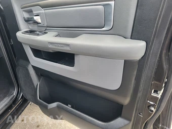 2017 Ram 1500 SLT Extended Cab Medium Bed – miniatura 13