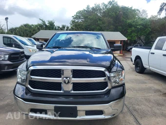 2017 Ram 1500 SLT Extended Cab Medium Bed – miniatura 2