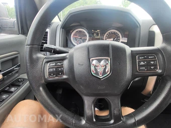 2017 Ram 1500 SLT Extended Cab Medium Bed – miniatura 31