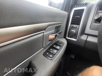 2017 Ram 1500 SLT Extended Cab Medium Bed – miniatura 34