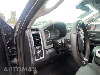 2017 Ram 1500 SLT Extended Cab Medium Bed – miniatura 41