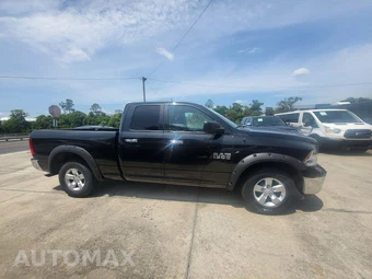 2017 Ram 1500 SLT Extended Cab Medium Bed – miniatura 53