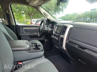 2017 Ram 1500 SLT Extended Cab Medium Bed – miniatura 7