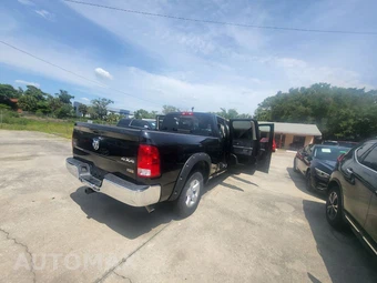 2017 Ram 1500 SLT Extended Cab Medium Bed – miniatura 87
