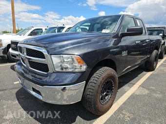 2017 Ram 1500 SLT Extended Cab Medium Bed