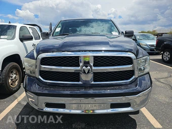2017 Ram 1500 SLT Extended Cab Medium Bed – miniatura 2