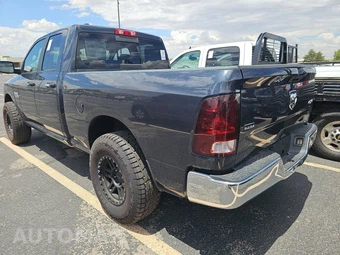 2017 Ram 1500 SLT Extended Cab Medium Bed – miniatura 6