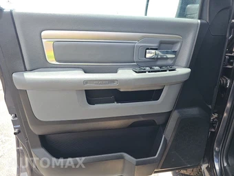 2017 Ram 1500 SLT Extended Cab Medium Bed – miniatura 9