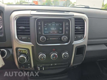 2017 Ram 1500 SLT Extended Cab Medium Bed - miniatura 10