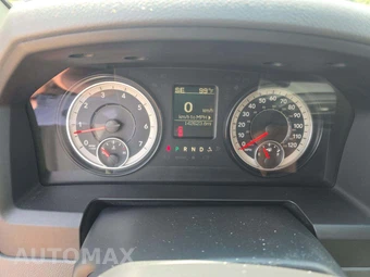 2017 Ram 1500 SLT Extended Cab Medium Bed - miniatura 9