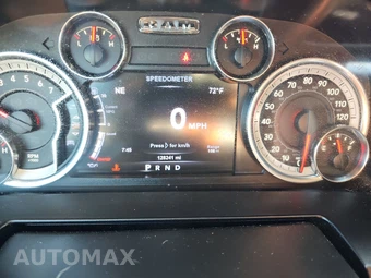 2017 Ram 1500 Sport Crew Cab Short Bed – miniatura 12