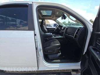2017 Ram 1500 Sport Crew Cab Short Bed – miniatura 15