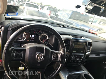 2017 Ram 1500 Sport Crew Cab Short Bed – miniatura 11