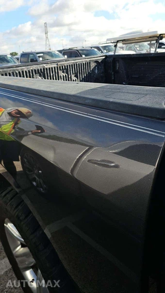 2017 Ram 1500 Sport Crew Cab Short Bed – miniatura 24