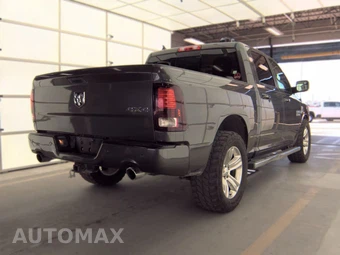 2017 Ram 1500 Sport Crew Cab Short Bed – miniatura 4