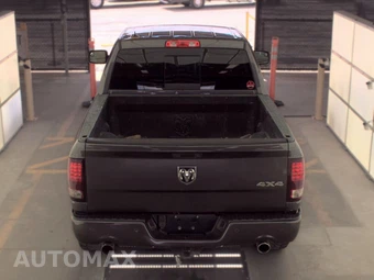 2017 Ram 1500 Sport Crew Cab Short Bed – miniatura 5