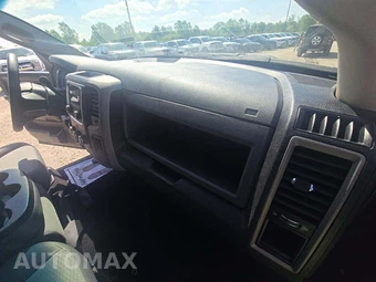 2017 Ram 1500 ST Extended Cab Medium Bed – miniatura 16