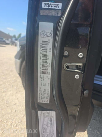 2017 Ram 1500 ST Extended Cab Medium Bed – miniatura 2