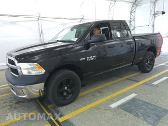 2017 Ram 1500 ST Extended Cab Medium Bed