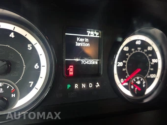 2017 Ram 1500 ST Extended Cab Medium Bed - miniatura 12