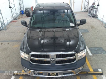 2017 Ram 1500 ST Extended Cab Medium Bed - miniatura 2