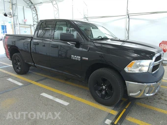 2017 Ram 1500 ST Extended Cab Medium Bed - miniatura 3
