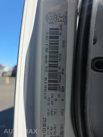 2017 Ram 1500 ST Extended Cab Medium Bed - miniatura 17