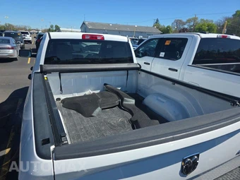 2017 Ram 1500 ST Extended Cab Medium Bed - miniatura 19
