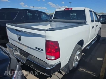2017 Ram 1500 ST Extended Cab Medium Bed - miniatura 4