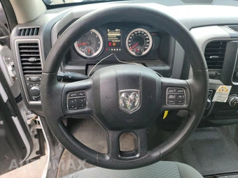 2017 Ram 1500 Tradesman Crew Cab Short Bed - miniatura 10