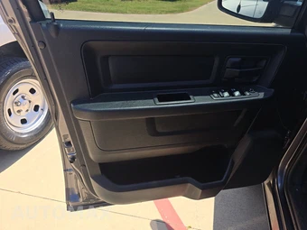 2017 Ram 1500 Tradesman Crew Cab Short Bed - miniatura 9