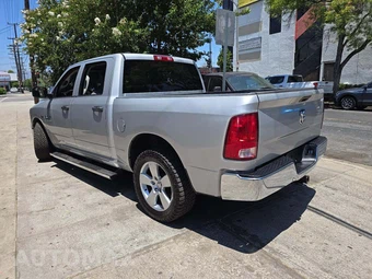 2017 Ram 1500 Tradesman Crew Cab Short Bed - miniatura 2