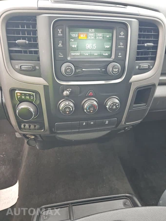 2017 Ram 1500 Tradesman Crew Cab Short Bed – miniatura 11
