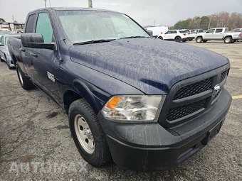 2017 Ram 1500 Tradesman Extended Cab Medium Bed – miniatura 3