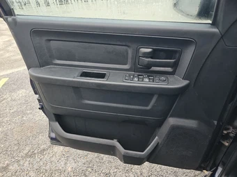 2017 Ram 1500 Tradesman Extended Cab Medium Bed – miniatura 9