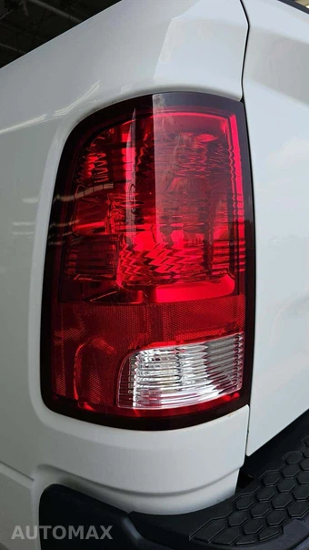 2017 Ram 1500 Tradesman Extended Cab Medium Bed - miniatura 31