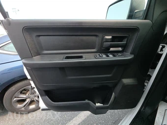 2017 Ram 1500 Tradesman Extended Cab Medium Bed - miniatura 9