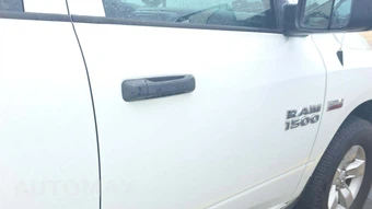 2017 Ram 1500 Tradesman Extended Cab Medium Bed - miniatura 23