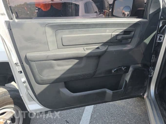 2017 Ram 1500 Tradesman Regular Cab Medium Bed – miniatura 9