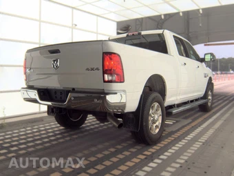 2017 Ram 2500 Big Horn Crew Cab Medium Bed - miniatura 4