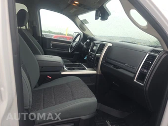 2017 Ram 2500 Big Horn Crew Cab Medium Bed - miniatura 8