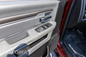 2017 Ram 2500 Big Horn Crew Cab Medium Bed - miniatura 45