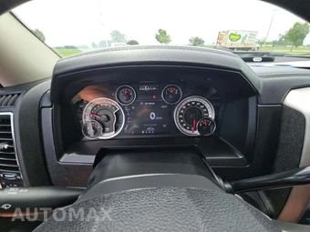 2017 Ram 2500 Laramie Crew Cab Medium Bed - miniatura 9
